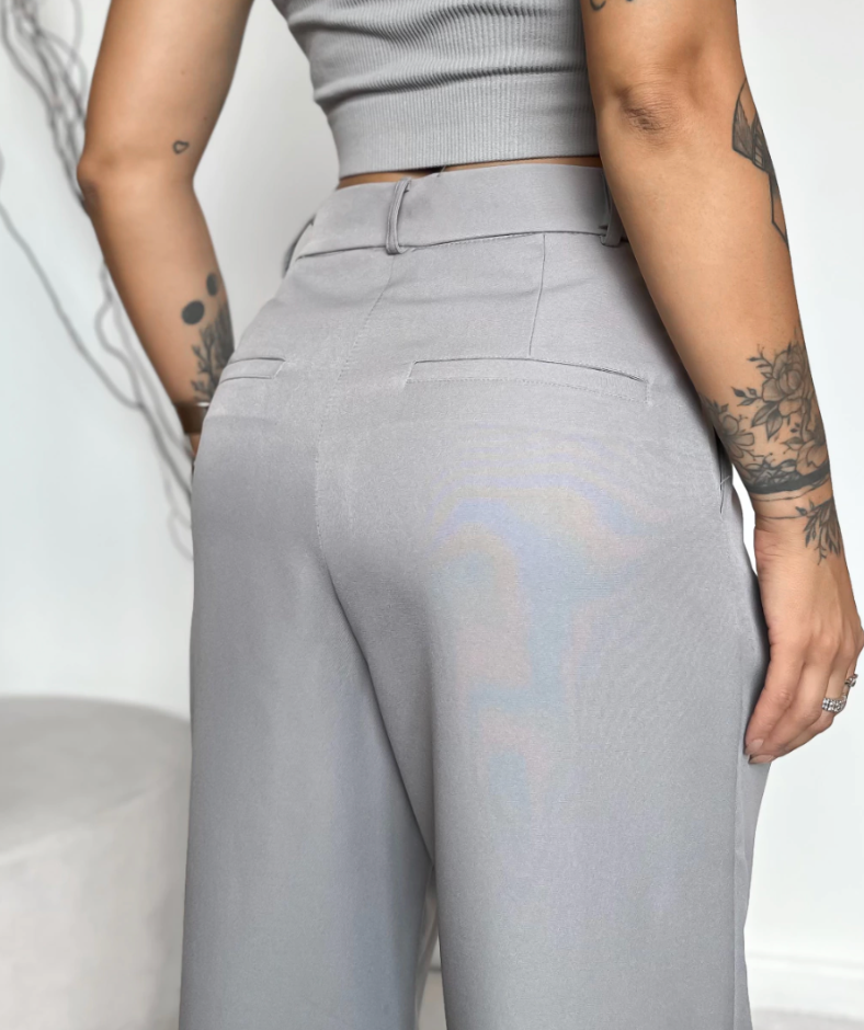 Calça Clássica & Bella